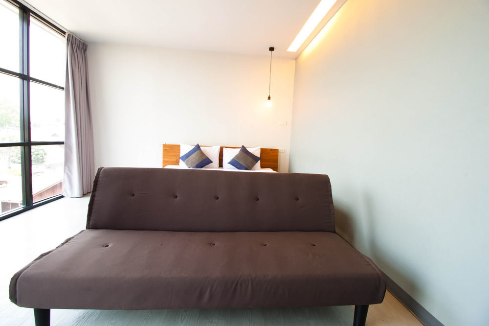 3Laan House Hotel Chiang Mai Buitenkant foto
