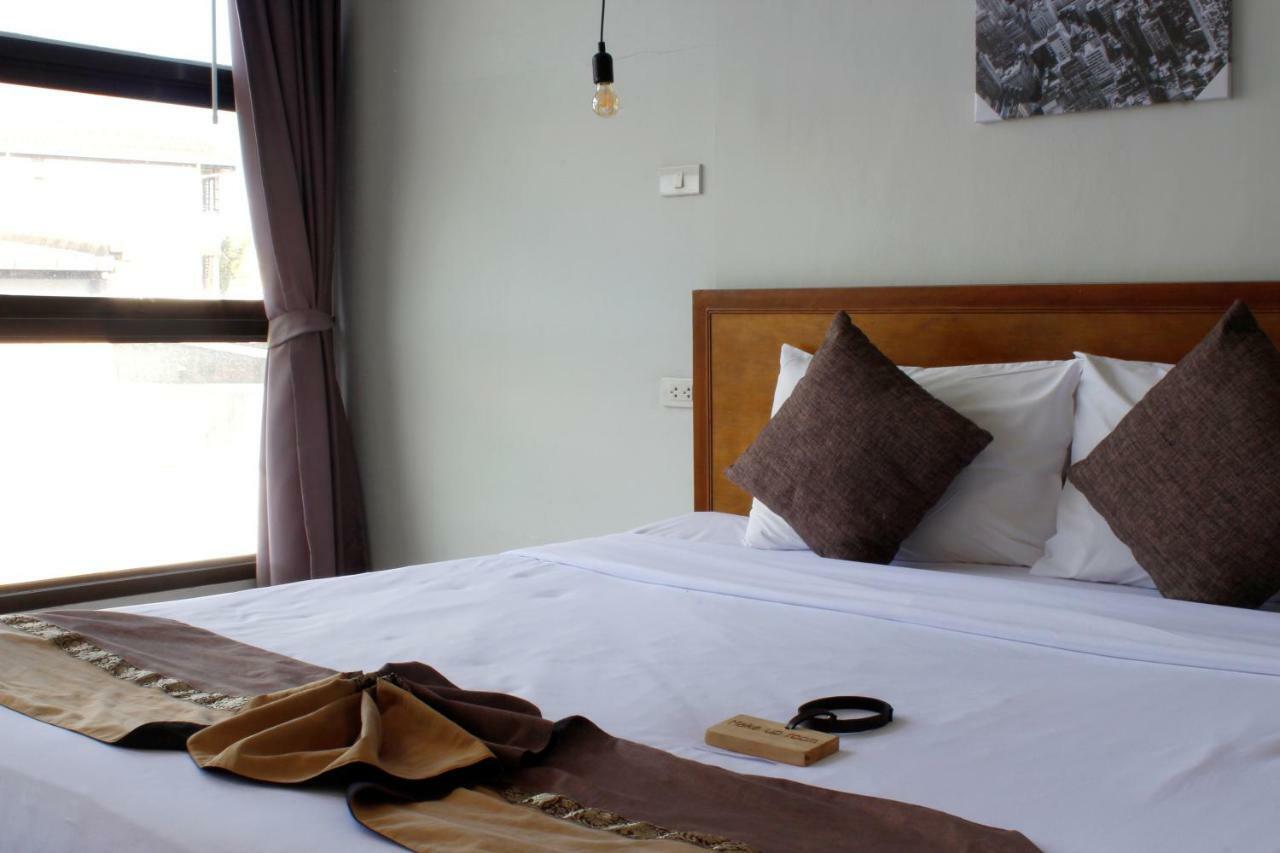 3Laan House Hotel Chiang Mai Buitenkant foto